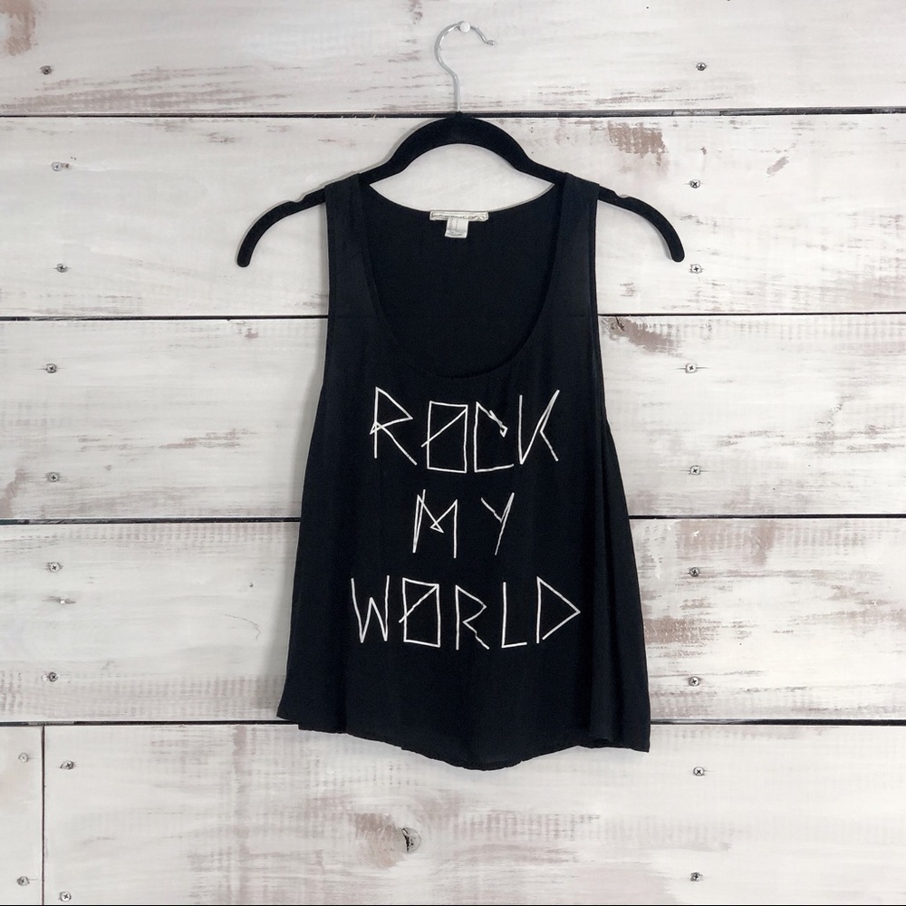 Graphic tank